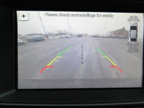 Used 2017 Ford Explorer XLT w/ Equipment Group 202A image 14