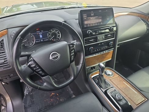 Used 2021 Nissan Armada SL w/ Captain's Chairs Package image 18