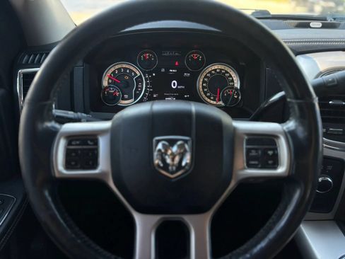 Used 2016 RAM 2500 Laramie AWD/4WD image 26
