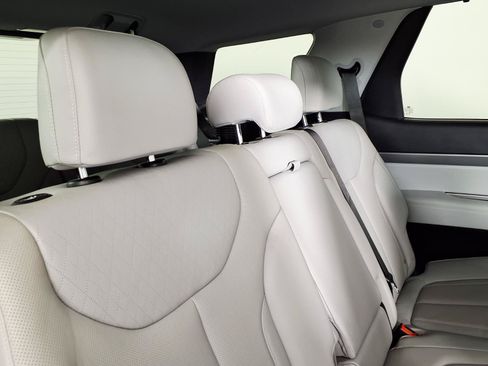 Certified 2021 Hyundai Palisade SEL FWD image 12