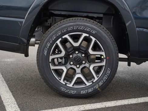 New 2026 RAM 1500 Laramie AWD/4WD image 42