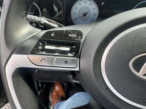 Used 2024 Hyundai Elantra Limited image 34