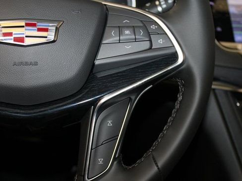New 2025 Cadillac XT5 Premium Luxury AWD/4WD image 22