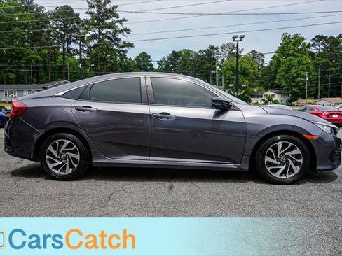 Used 2016 Honda Civic EX image 9