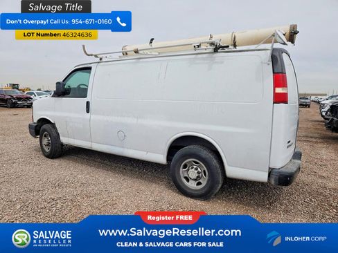 Used 2010 Chevrolet Express 2500 image 3
