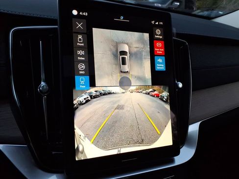 New 2026 Volvo XC90 B6 Plus w/ Protection Package Premier AWD/4WD image 21