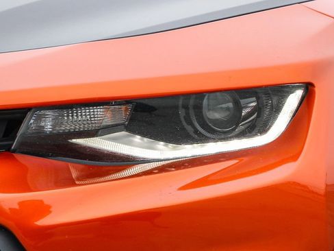 Used 2022 Chevrolet Camaro ZL1 RWD image 5