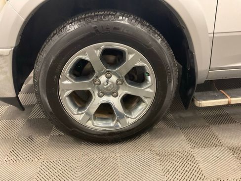 Used 2016 RAM 1500 Laramie w/ Convenience Group image 9