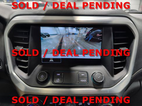 Used 2022 GMC Acadia SLE w/ Driver Convenience Package image 14