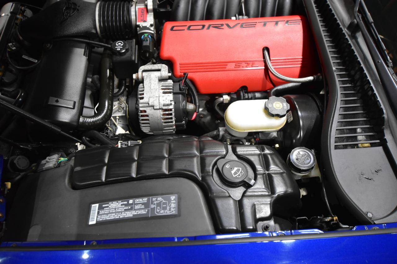 Used 2004 Chevrolet Corvette Z06 w/ Z06 Preferred Equipment Group RWD image 32