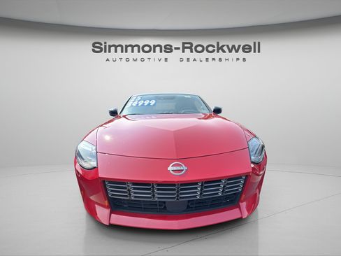 Used 2025 Nissan Z Sport w/ Floor Mat Package RWD image 6