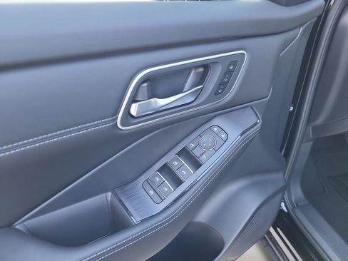 New 2026 Nissan Rogue Platinum w/ Platinum Premium Package image 10