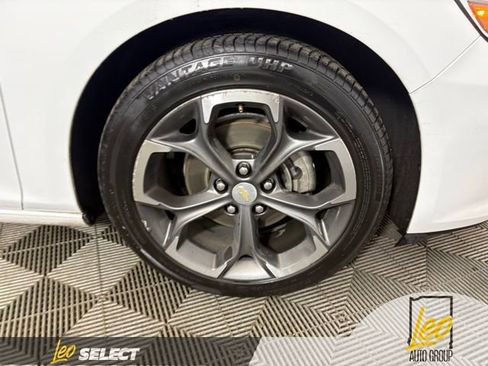Used 2023 Chevrolet Malibu LT FWD image 23