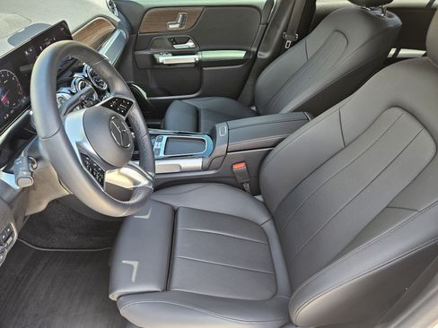 Certified 2026 Mercedes-Benz GLB 250 image 5
