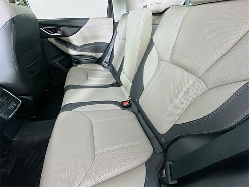 Used 2023 Subaru Forester Limited image 4