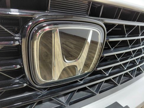 Used 2023 Honda Accord LX image 17