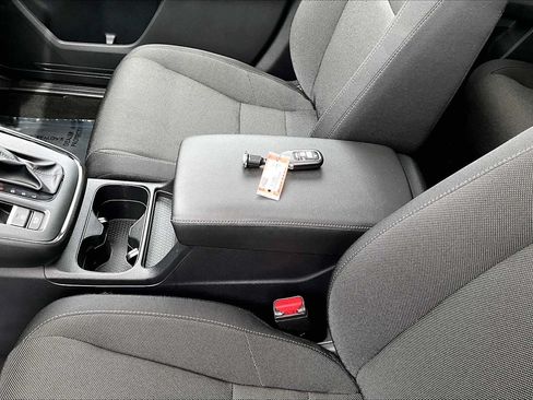 Used 2025 Honda CR-V EX image 15