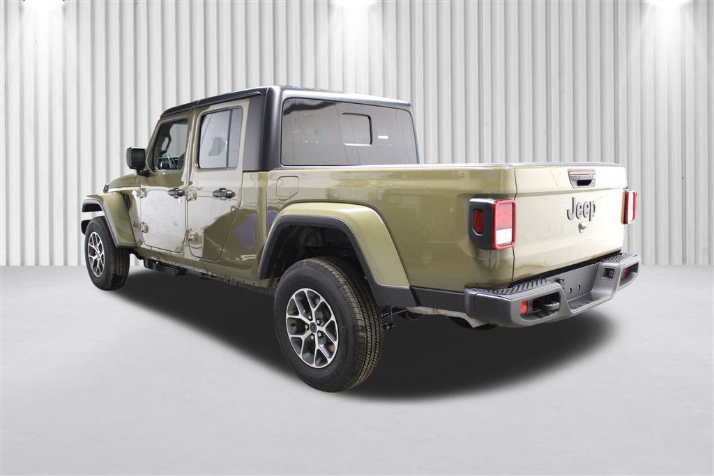 New 2026 Jeep Gladiator Sport AWD/4WD image 5
