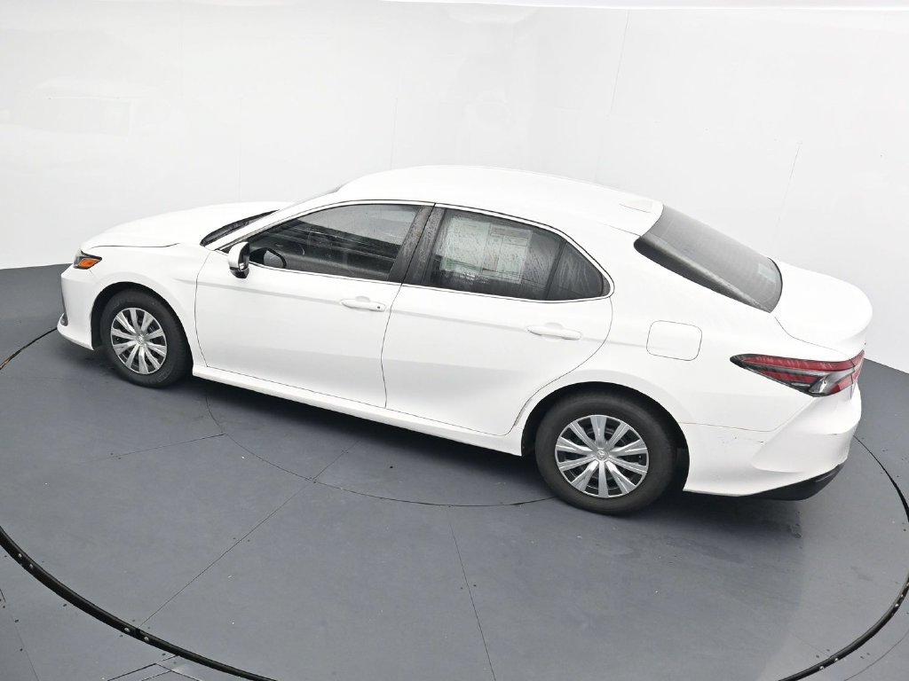 Used 2022 Toyota Camry LE FWD image 13