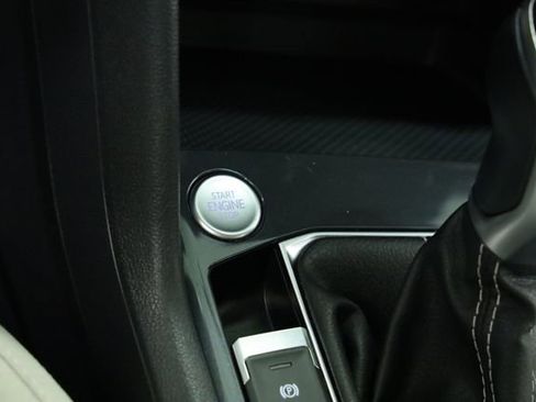 Certified 2022 Volkswagen Tiguan S image 22