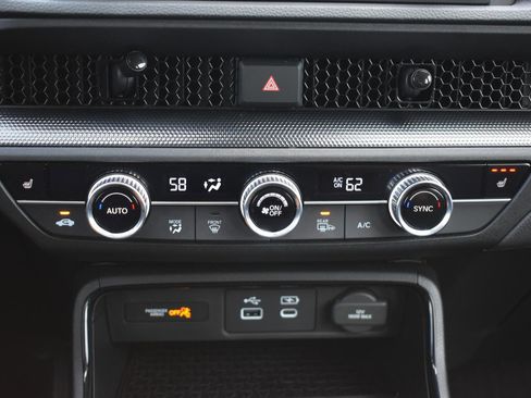 Used 2024 Honda CR-V EX image 9