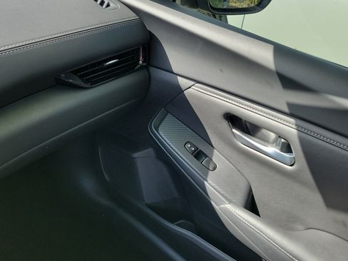 Certified 2025 Nissan Sentra SV w/ All-Weather Package FWD image 29