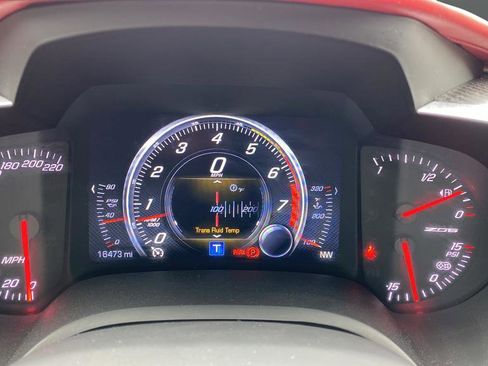 Used 2015 Chevrolet Corvette Z06 w/ 3LZ Preferred Equipment Group RWD image 17