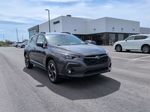 Used 2024 Subaru Crosstrek 2.5i Limited w/ Crosstrek Mirror Package AWD/4WD image 1