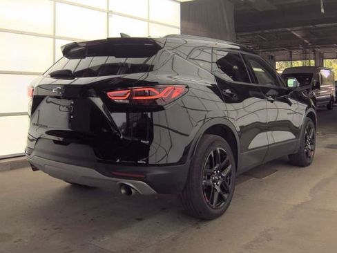 Used 2023 Chevrolet Blazer LT w/ Convenience Package AWD/4WD image 2