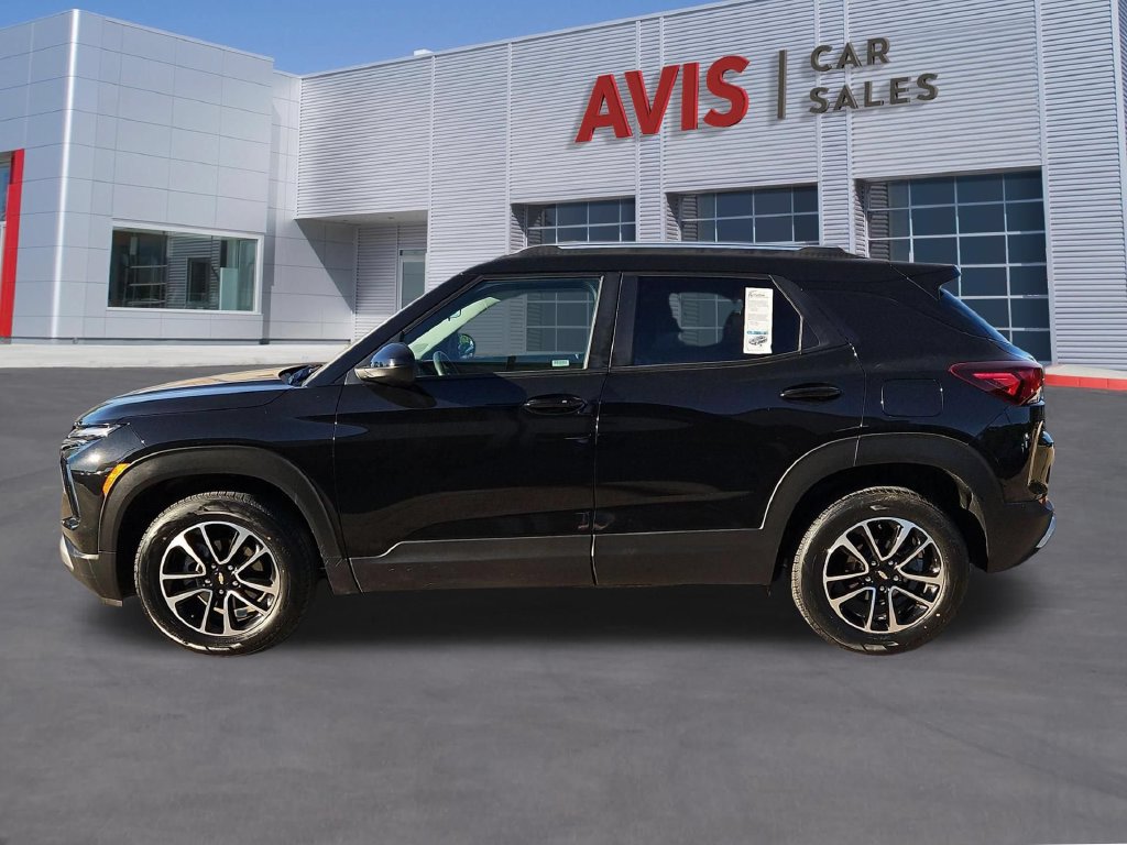 Used 2025 Chevrolet TrailBlazer LT AWD/4WD image 10