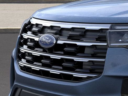 New 2026 Ford Explorer Active w/ Active Comfort Package image 17
