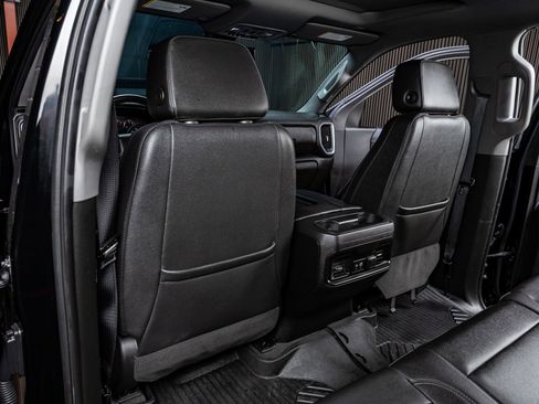 Used 2021 Chevrolet Silverado 1500 LT Trail Boss w/ Convenience Package II image 33