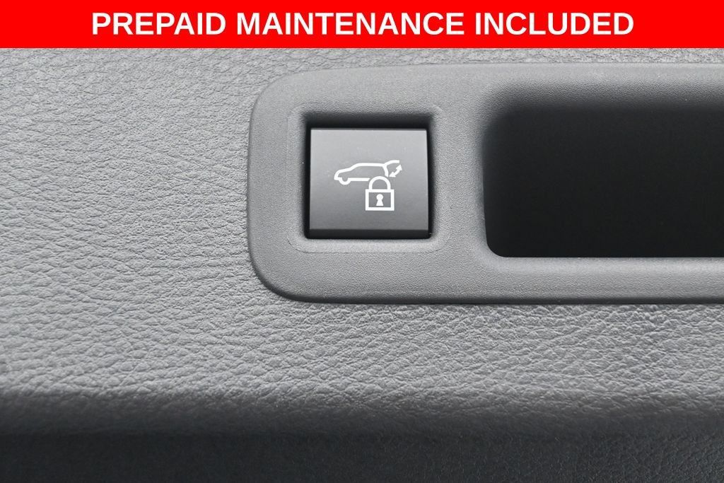 Certified 2026 Toyota Sienna XLE FWD image 30