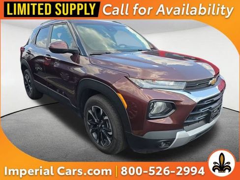 Used 2023 Chevrolet TrailBlazer LT FWD image 1