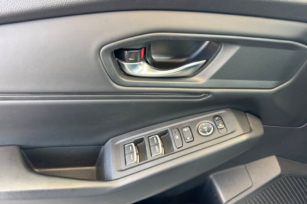 Certified 2023 Honda Accord EX image 14