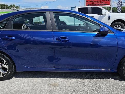 Used 2020 Kia Forte LXS FWD image 6