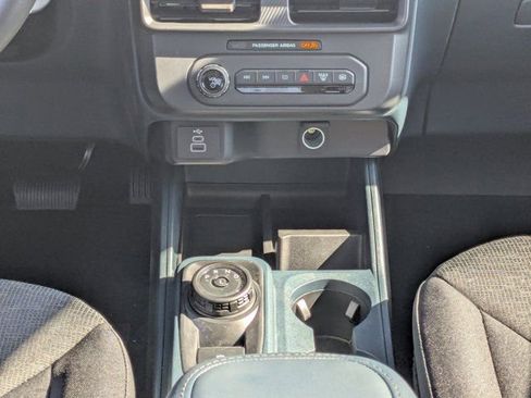 New 2026 Ford Maverick XL image 18