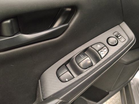 Used 2024 Nissan Sentra S FWD image 27