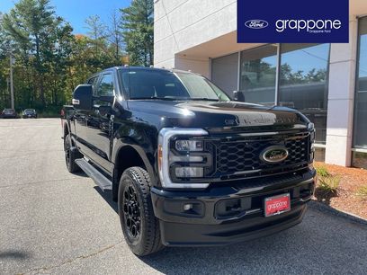 Used 2025 Ford F350 XLT w/ Black Appearance Package