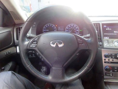 Used 2011 INFINITI G37 x Sedan w/ Premium Pkg AWD/4WD image 12
