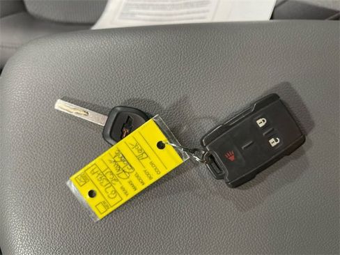 Used 2021 Chevrolet Colorado W/T w/ Custom Special Edition image 21