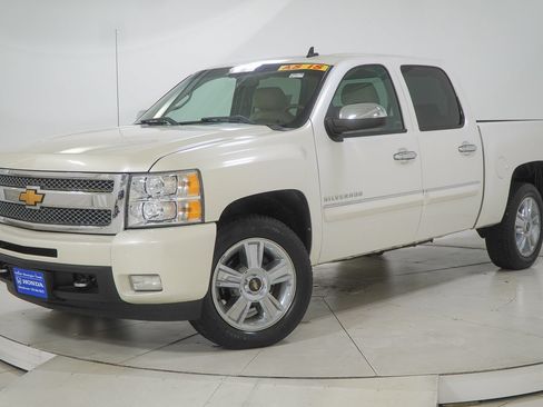 Used 2012 Chevrolet Silverado 1500 LTZ w/ LTZ White Diamond Edition AWD/4WD image 1
