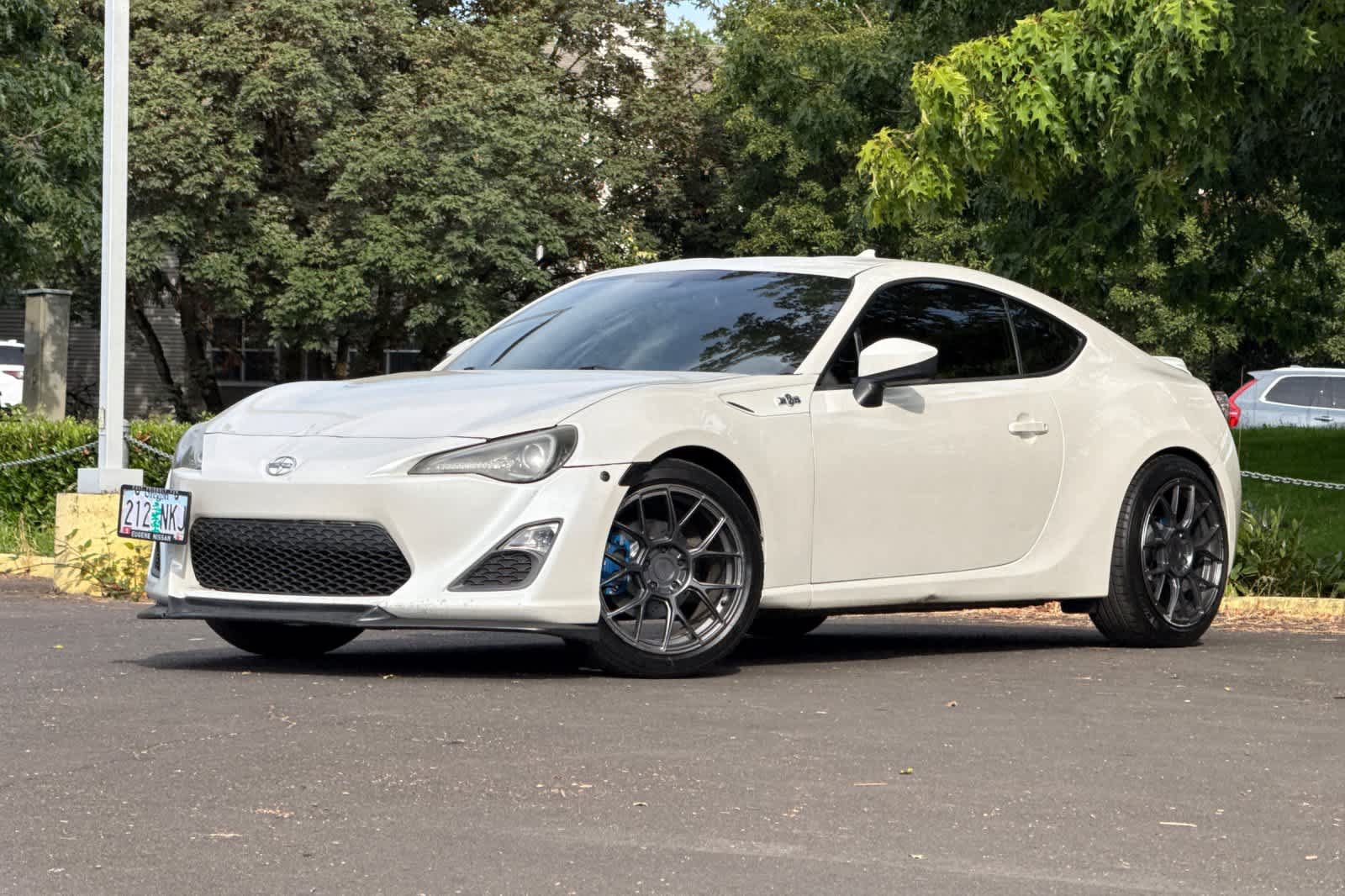 Used 2013 Scion FR-S RWD image 1