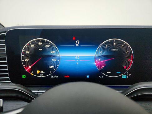 Certified 2025 Mercedes-Benz GLE 350 4MATIC image 14