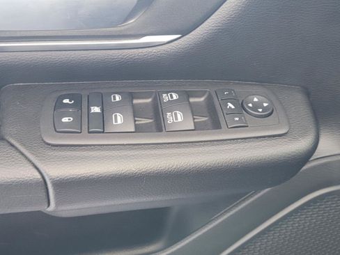 Used 2023 RAM 1500 Big Horn image 29