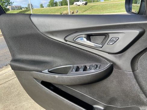 Used 2023 Chevrolet Malibu LT image 46