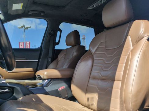 Used 2021 Kia Telluride SX w/ SX Prestige Package AWD/4WD image 13