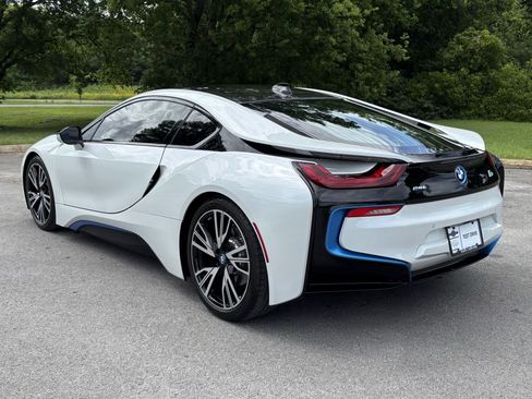 Used 2015 BMW i8 AWD/4WD image 3