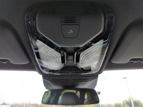 Certified 2025 BMW X5 xDrive40i w/ Premium Package image 31