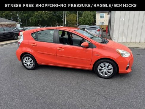 Used 2013 Toyota Prius C Two image 2
